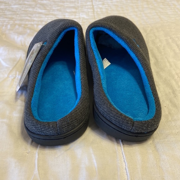 BNWOT. Rockdove Slippers. Gray and Blue. - Picture 2 of 5